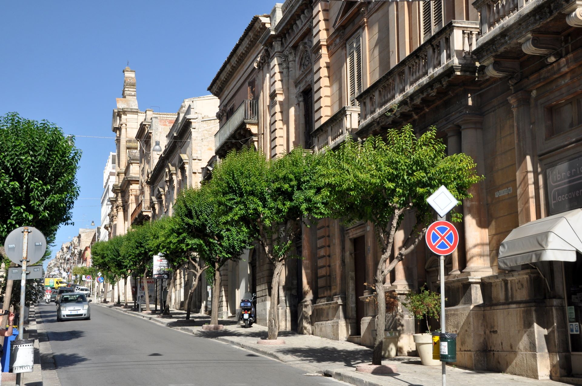 Ragusa (Photo license: CC BY-SA 2.0)